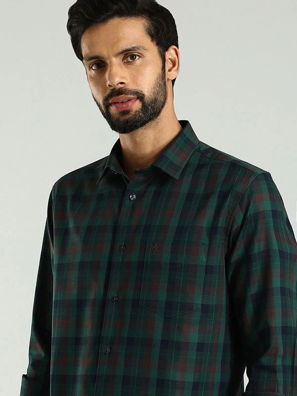 Indian Terrain Men's Regular Fit Full Sleeve Checkered Green Shirt